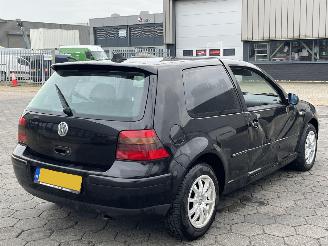 Volkswagen Golf 1.8-5V Highline picture 4