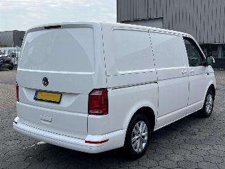 Volkswagen Transporter 2.0 TDI L1H1 Highline 114pk picture 4