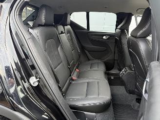 Volvo XC40 2.0 B4 Plus Dark picture 14