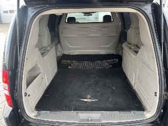 Chrysler Grand-voyager 3.8 V6 LX picture 12