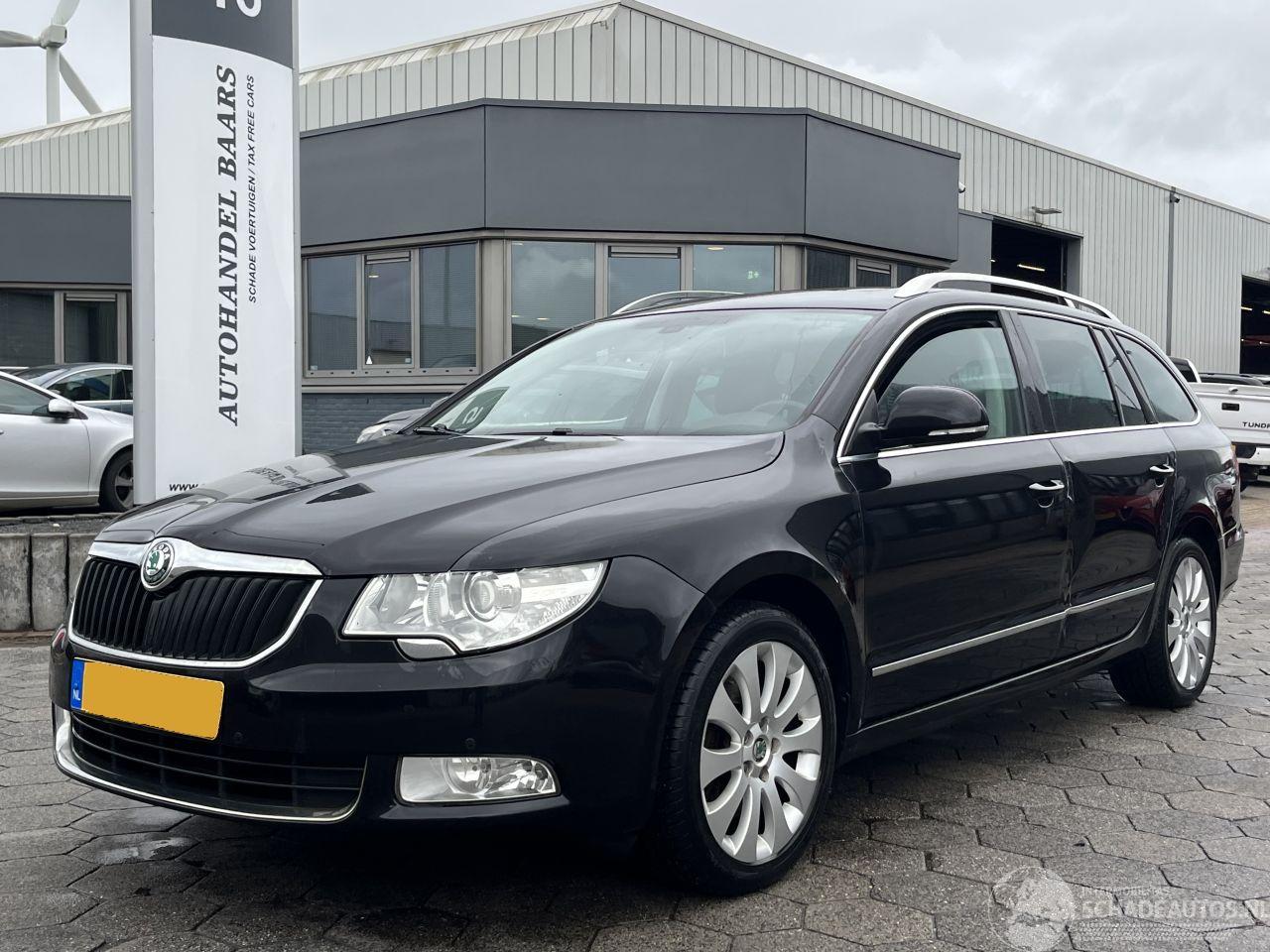 Skoda Superb 1.8 TSI PANO. Elegance