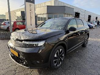 Damaged car Opel Grandland 1.2 Turbo Hybrid GS 2024/11