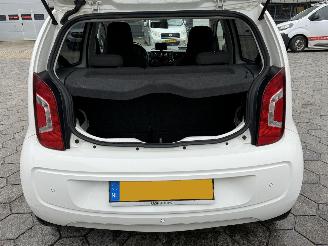 Volkswagen Up! 1.0 high up! BlueMotion picture 19