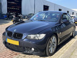 Damaged car BMW 3-serie Coupé 335i Introduction AUTOMAAT 2006/10