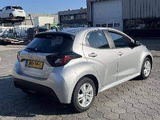 Mazda 2 Hybrid 1.5 Centre-line picture 4