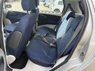 Fiat Punto 1.4-16V Dynamic picture 10