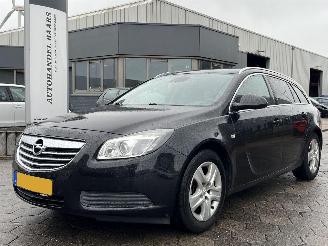 Damaged car Opel Insignia Sports Tourer 1.8 Business 2009/11