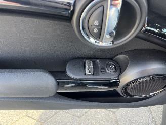 Mini Cooper 1.5 Cooper Marylebone picture 17