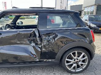Mini Cooper 1.5 Cooper Marylebone picture 8