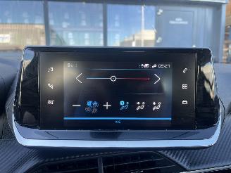 Peugeot 208 1.2 PureTech Active picture 19