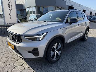 skadebil auto Volvo XC40 1.5 T5 Recharge Inscription 2023/3
