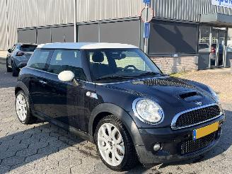 Mini Cooper S 1.6 Cooper S Chili NAP!!! ORIGINEEL NL AUTO picture 3