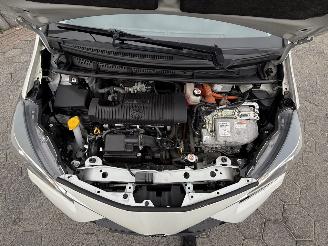 Toyota Yaris 1.5 Hybrid Dynamic picture 8
