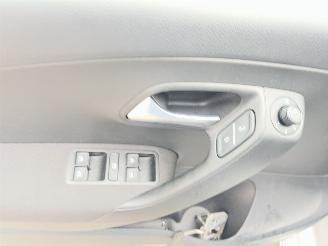 Volkswagen Polo 1.0 Bluemotion Edition AUTOMAAT picture 18