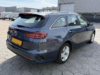 Coche accidentado Kia Ceed 1.0 T-GDi DynamicLine 2019/1