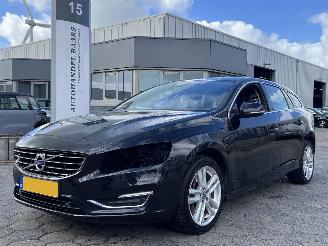 škoda osobní automobily Volvo V-60 2.4 D6 AWD Plug-In Hybrid R-Design 2015/9