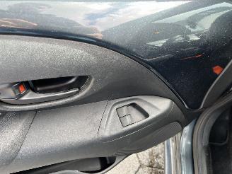 Peugeot 108 1.0 e-VTi Active picture 14