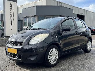 Unfallwagen Toyota Yaris 1.3 VVTi Comfort 2010/1
