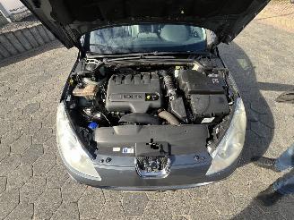 Peugeot 407 2.0 HDiF ST Pack Business Intro picture 7