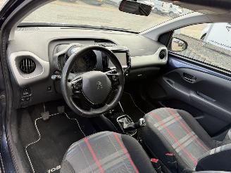Peugeot 108 1.0 e-VTi Allure picture 16