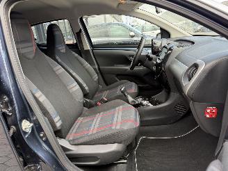 Peugeot 108 1.0 e-VTi Allure picture 14