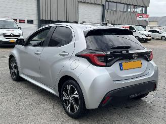 Schadeauto Toyota Yaris 1.5 Hybrid 115 Dynamic 2025/9