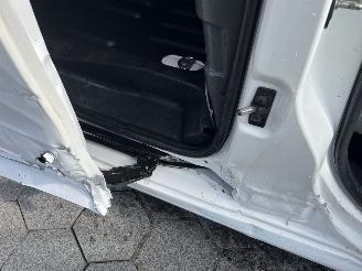 Peugeot Partner 120 1.6 e-HDI L1 Navteq picture 10