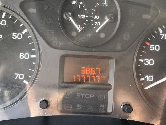 Peugeot Partner 120 1.6 e-HDI L1 Navteq picture 16