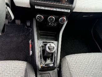 Renault Clio TCe 90 Evolution picture 20