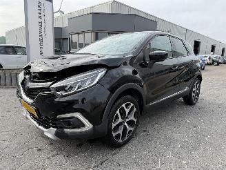 Schadeauto Renault Captur Automaat 1.3 TCe Initiale Paris 2019/11