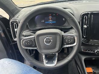 Volvo C-40 Single Motor Extended Range Plus 82 kWh picture 17