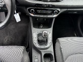 Hyundai I-30 1.0 T-GDI Comfort picture 22
