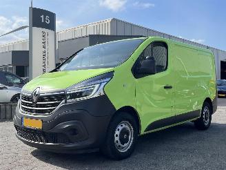 skadebil bedrijf Renault Trafic 1.6 dCi 95 L1H1 2020/4