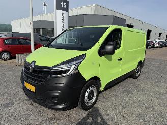 skadebil bedrijf Renault Trafic 1.6 dCi 95 L1H1 2020/4