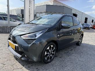 škoda osobní automobily Toyota Aygo CABRIO-TOP x-cite 2019/6