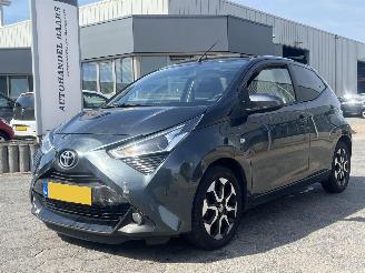skadebil auto Toyota Aygo 1.0 VVT-i x-cite 2019/6