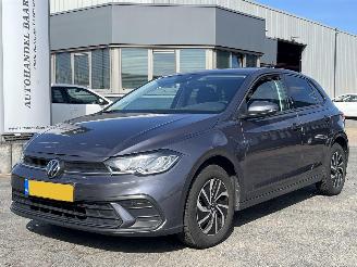 uszkodzony samochody osobowe Volkswagen Polo 1.0 TSI Life 2022/8