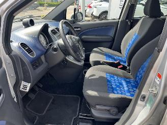 Suzuki Splash 1.0 Exclusive picture 12