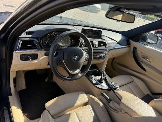 BMW 3-serie 320i High Executive picture 15