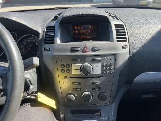 Opel Zafira 1.6 Business picture 16