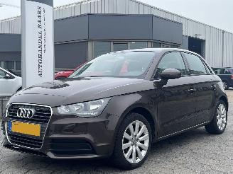uszkodzony samochody osobowe Audi A1 Sportback 1.2 TFSI Connect 2013/6