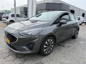 Schadeauto Ford Fiesta 1.0 EcoBoost Hybrid Titanium 2022/10