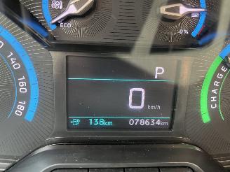 Peugeot e-Partner 136 L1 50 kWh picture 18