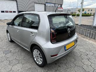 Volkswagen Up! 1.0 BMT move up! picture 6