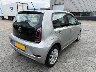 Volkswagen Up! 1.0 BMT move up! picture 4