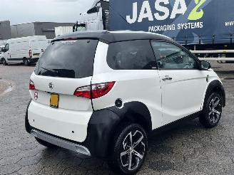 Aixam  e Coupé Premium picture 4