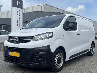 skadebil bedrijf Opel Vivaro 2.0 CDTI L2H1 Edition AUTOMAAT 2022/11