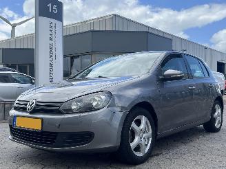 Unfallwagen Volkswagen Golf 1.4 Trendline 2010/3