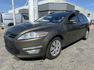 Schadeauto Ford Mondeo Wagon 1.6 TDCi ECOnetic Trend Business 2011/8