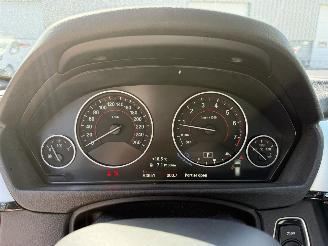 BMW 3-serie Touring 330i Centennial High Executive picture 19